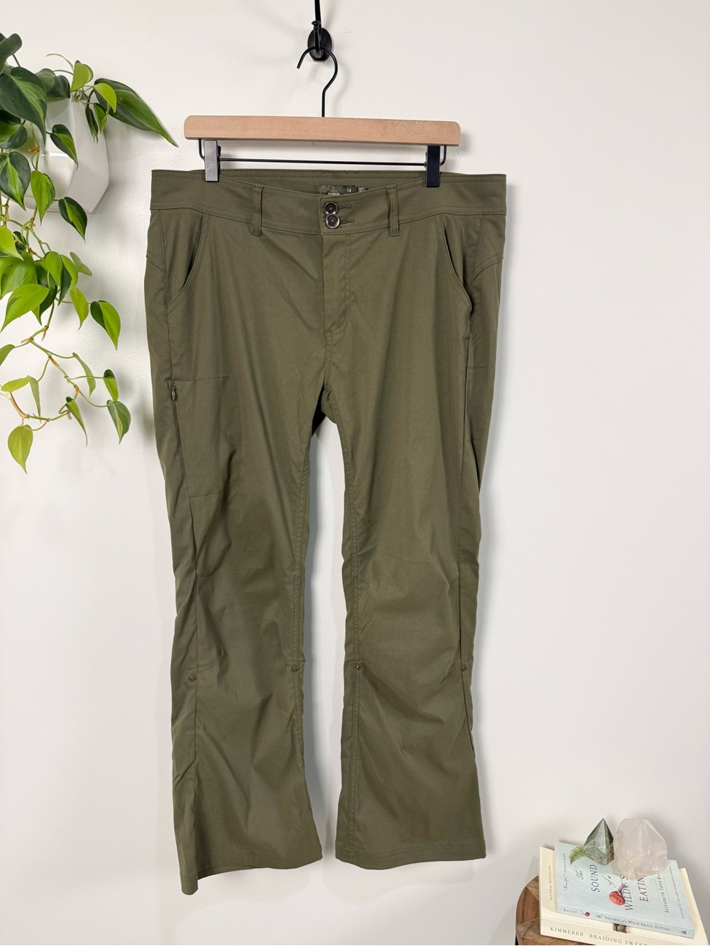 prAna Halle Pant Womens 14 Short 29" Inseam Olive Green Roll Tab Mid Rise Hiking